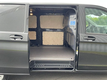Mercedes-Benz Vito, 2025г., задний привод, робот