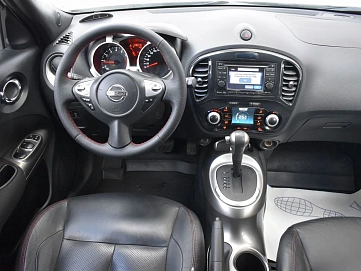 Nissan Juke, 2013г., передний привод, вариатор