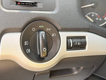 Skoda Octavia, 2011г., передний привод, робот