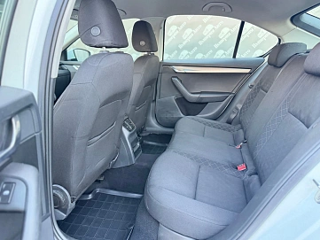 Skoda Octavia, 2019г., передний привод, автомат