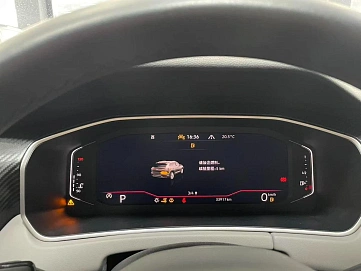 Volkswagen Tayron, 2022г., передний привод, робот