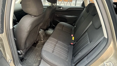 Citroen C4, 2012г., передний привод, механика