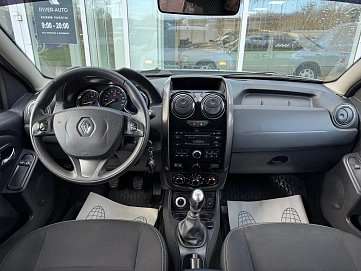 Renault Duster, 2015г., полный привод, механика