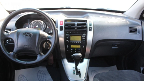 Hyundai Tucson, 2008г., передний привод, механика