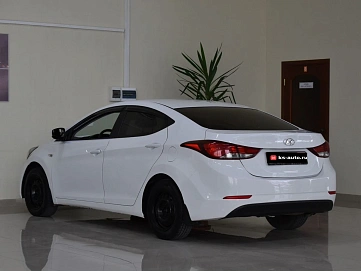 Hyundai Elantra, 2014г., передний привод, механика