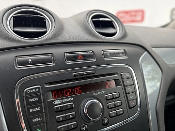 Ford Mondeo, 2013г., передний привод, механика