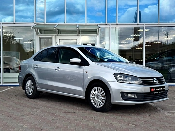 Volkswagen Polo, 2016г., передний привод, автомат