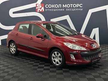 Peugeot 308, 2010г., передний привод, автомат