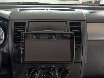 Nissan Tiida, 2008г., передний привод, механика