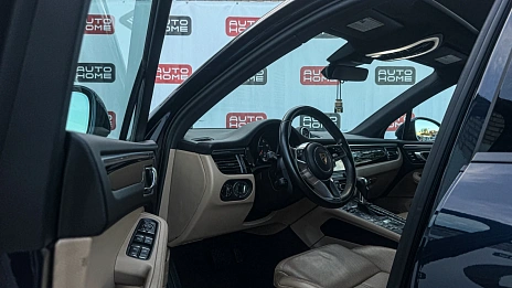 Porsche Macan, 2020г., передний привод, робот
