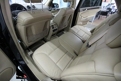 Mercedes-Benz M-Класс, 2010г., полный привод, автомат