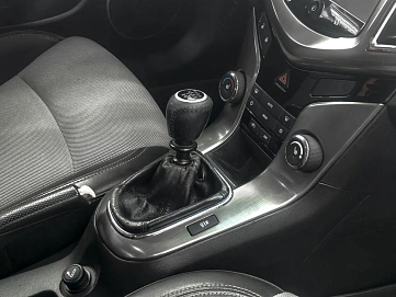 Chevrolet Cruze, 2013г., передний привод, механика