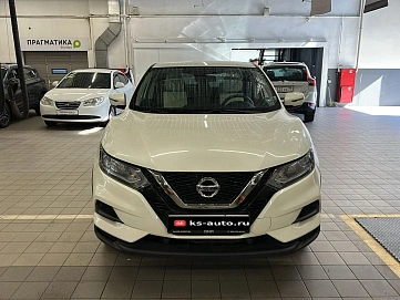 Nissan Qashqai, 2020г, передний привод, вариатор