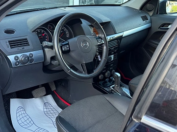 Opel Astra, 2008г., передний привод, автомат