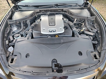 Infiniti M, 2012г., полный привод, автомат