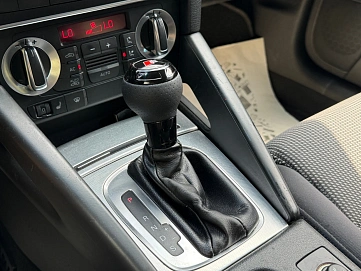 Audi A3, 2008г., передний привод, робот