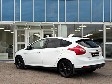Ford Focus, 2012г., передний привод, робот