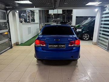 Chevrolet Cruze, 2009г., передний привод, автомат