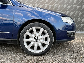 Volkswagen Passat, 2006г., передний привод, автомат