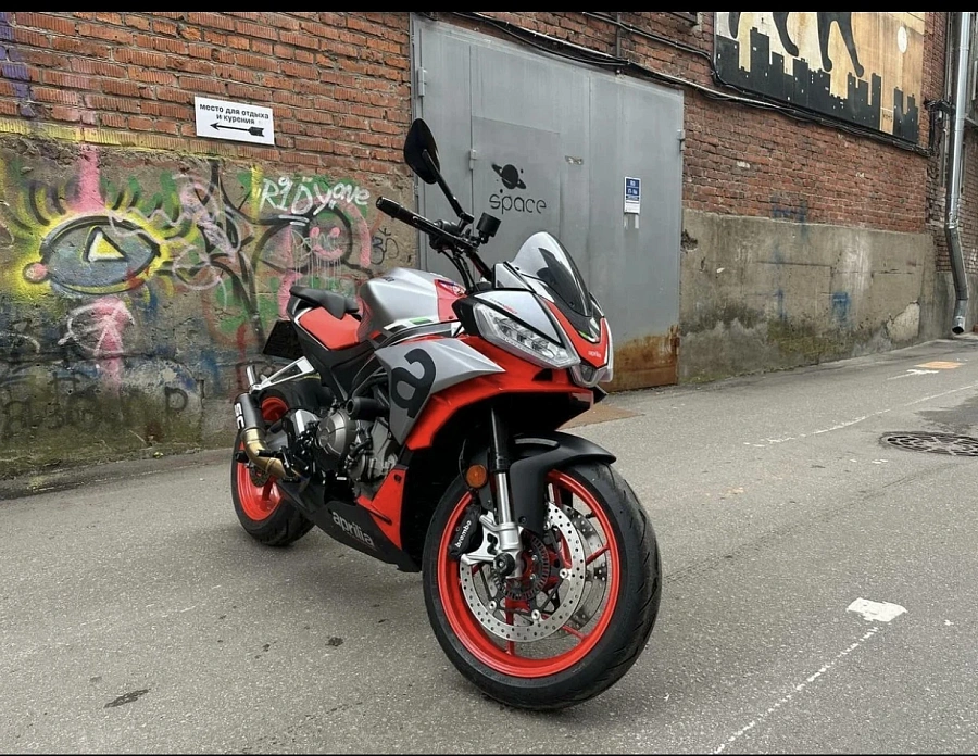 Aprilia Tuono 660, 2022г.