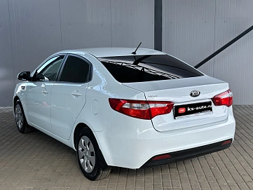 Kia Rio, 2013г., передний привод, механика