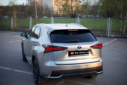 Lexus NX, 2021г, полный привод, вариатор