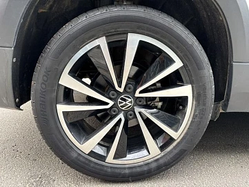 Volkswagen Tharu, 2022г., передний привод, робот