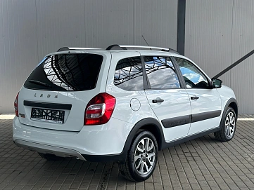 Lada (ВАЗ) Granta, 2023г., передний привод, механика
