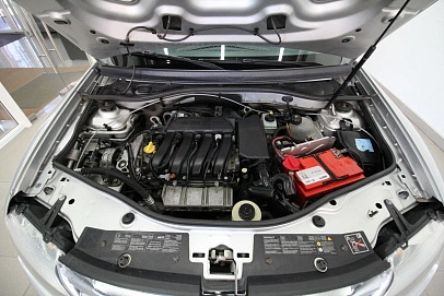 Renault Duster, 2012г., полный привод, механика