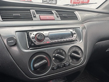 Mitsubishi Lancer, 2006г., передний привод, механика