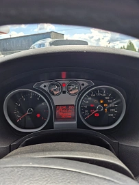 Ford Focus, 2011г., передний привод, автомат