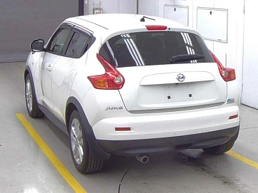 Nissan Juke, 2013г., передний привод, вариатор