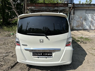 Honda Freed, 2012г., передний привод, вариатор