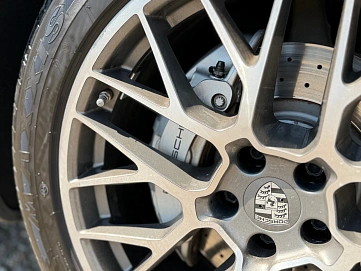 Porsche Macan, 2017г., полный привод, робот