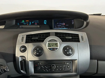 Renault Scenic, 2008г., передний привод, механика