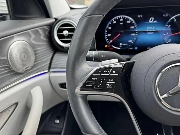 Mercedes-Benz E-Класс, 2022г., задний привод, автомат