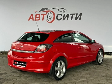 Opel Astra, 2009г., передний привод, автомат