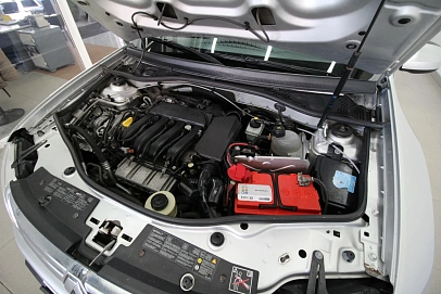Renault Duster, 2012г., полный привод, механика