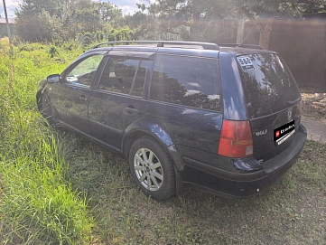 Volkswagen Golf, 2000г, передний привод, автомат
