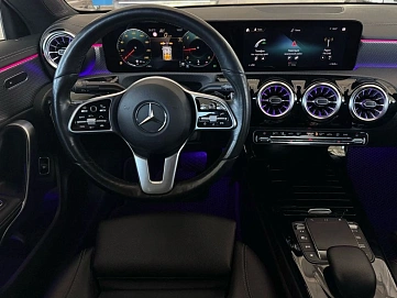 Mercedes-Benz CLA, 2021г., передний привод, робот
