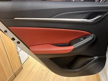 Changan Eado Plus, 2023г., передний привод, робот