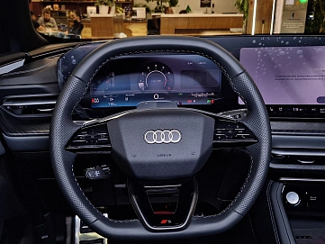 Audi Q5, 2026г., полный привод, робот