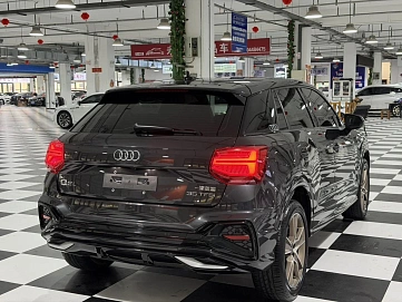 Audi Q2, 2022г., передний привод, робот