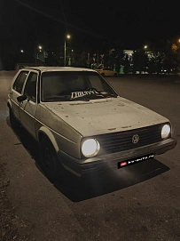 Volkswagen Golf, 1984г., передний привод, механика