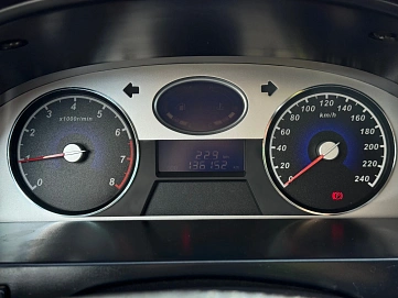 Geely Emgrand EC7, 2013г., передний привод, механика