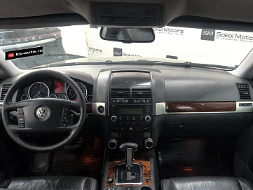 Volkswagen Touareg, 2008г., полный привод, автомат