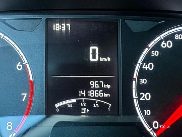 Volkswagen Polo, 2020г., передний привод, механика
