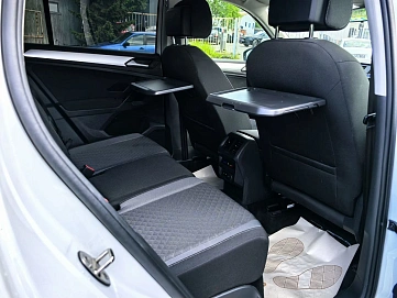 Volkswagen Tiguan, 2020г., полный привод, робот