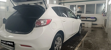 Mazda 3, 2012г., передний привод, механика