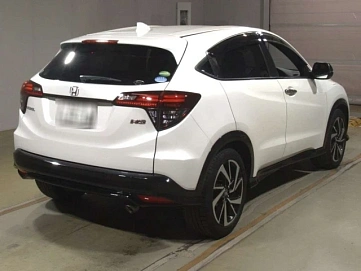 Honda Vezel, 2020г., передний привод, вариатор